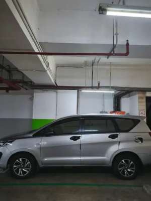 Jual bekas Toyota Kijang Innova 2022 pemakai,lokasi di Jakarta Selatan