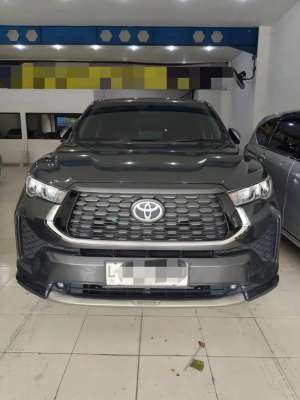 Jual bekas Toyota Kijang Innova 2023 Bensin,lokasi di Surabaya Kota