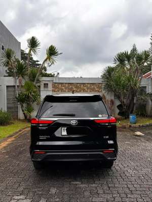 Jual bekas Toyota Kijang Innova 2023 Bensin,lokasi di Semarang Kota