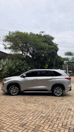 Jual bekas Toyota Kijang Innova 2023 Hybrid,lokasi di Jakarta Barat