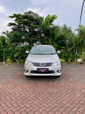 Jual bekas Toyota Kijang Innova 2.4 G AT Diesel 2013,lokasi di Jakarta Selatan