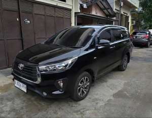 Jual bekas Toyota Kijang Innova Inova Reborn G Manual MT Tahun 2021 Hitam , 2022,lokasi di Bekasi Kab.
