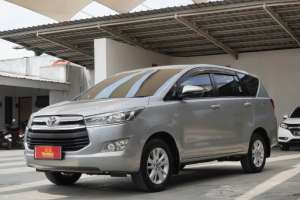 Jual bekas Toyota Kijang Innova Reborn 2.0 G Matic Bensin 2018 silver Inova AT,lokasi di  