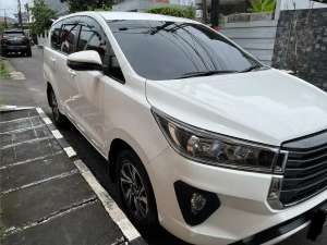 Jual bekas Toyota Kijang Innova Reborn 2.4 AT Matic G Solar Diesel Putih 2022,lokasi di Jakarta Timur