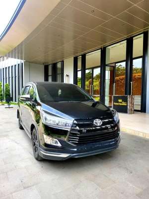 Jual bekas Toyota Kijang Innova Reborn Matic Diesel,lokasi di Palembang Kota