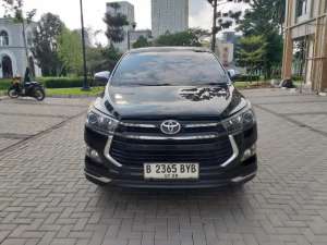 Jual bekas TOYOTA KIJANG INNOVA VENTURER 2.4 DIESEL AT 2018,lokasi di  ,Jakarta Barat