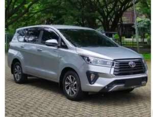 Jual bekas Toyota kijang Inova diesel g manual warna silver 1 tangan dari baru,lokasi di  