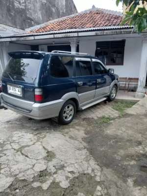 Jual bekas Toyota Kijang krista 1.8 th 2000,lokasi di Jakarta Timur