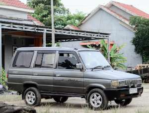 Toyota Kijang Super lokasi di Banjarmasin Kota, tersedia melalui melalui situs Olx