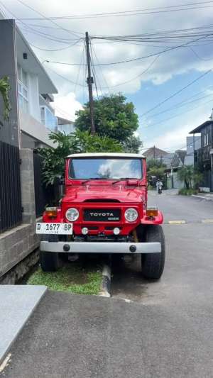 Jual bekas Toyota Land Cruiser 1982 Diesel,lokasi di Bandung Kota