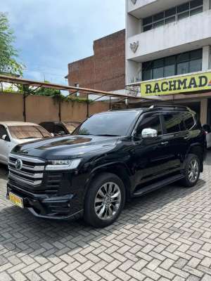 Jual bekas Toyota Land Cruiser 2023 Diesel,lokasi di Denpasar Kota