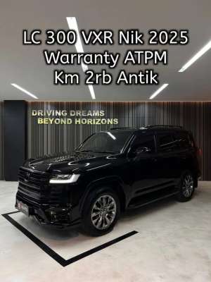 Jual bekas Toyota Land Cruiser LC300 VXR 2025 LC Hitam Km2rb B88NMH,lokasi di Jakarta Barat