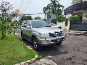 Jual bekas Toyota Land cruiser Vx100 2007,lokasi di Surabaya Kota