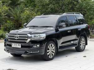 Jual bekas Toyota Land Cruiser VX200 NIk 2012,lokasi di Surabaya Kota