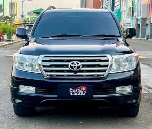 Jual bekas Toyota Land Cuiser ZX LC Bensin 2010 Antik Low KM Murah Bekas Ganjil,lokasi di Jakarta Pusat