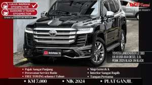 Jual bekas Toyota Landcruiser LC 300 VX-R VXR 4X4 Diesel 3,3L Pemk 2025 Black On,lokasi di Jakarta Pusat