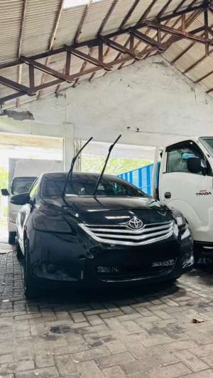 Jual bekas Toyota Limo 2012 Bensin,lokasi di Denpasar Kota