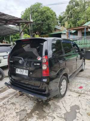 Jual bekas Toyota New Avanza 1.5 S Manual MT 2010 2011 All Veloz G Grand AT GR R,lokasi di Kab. Pesisir Barat
