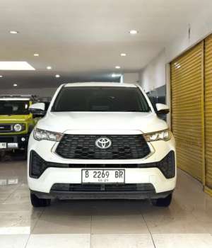 Jual bekas Toyota New Innova Zenix 2.0 V CVT,lokasi di Jakarta Utara
