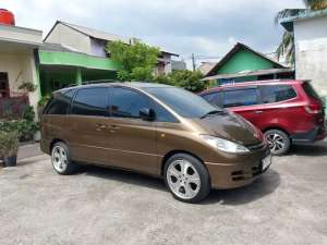 Toyota Previa 2001 Bensin lokasi di Bekasi Kota, tersedia melalui melalui situs Olx