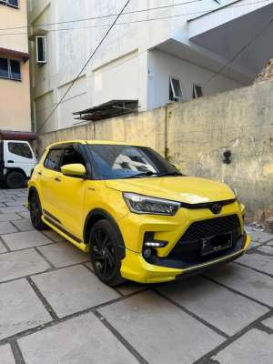 Jual bekas Toyota Raize 1.0 Turbo GR TSS CVT 2021,lokasi di Medan Kota