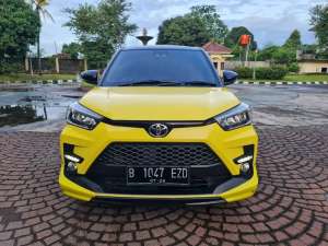 Jual bekas Toyota Raize 1.0 turbo TSS GR Sport two tone Automatic 2021,lokasi di Surakarta Kota