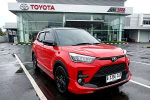 Jual bekas Toyota Raize 1.0T GR Sport CVT Two Tone 2025,lokasi di Banten