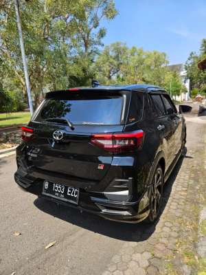 Jual bekas Toyota Raize 2021 Bensin,lokasi di Semarang Kota