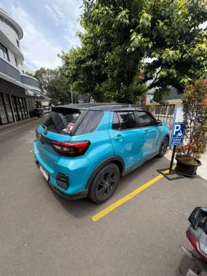 Jual bekas Toyota Raize 2024 Bensin,lokasi di Bandung Kota