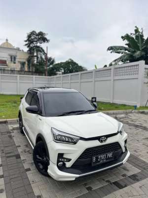 Jual bekas TOYOTA RAIZE GR SPORT 1.0 TURBO 2TONE 2021,lokasi di Tangerang Selatan Kota