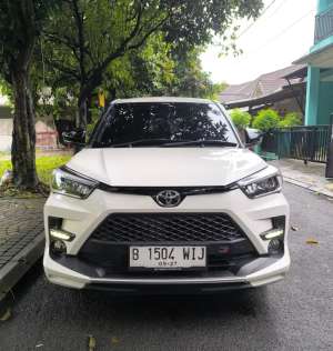 Jual bekas Toyota Raize Turbo 1.0 GR 2022 Low KM,lokasi di Tangerang Kota