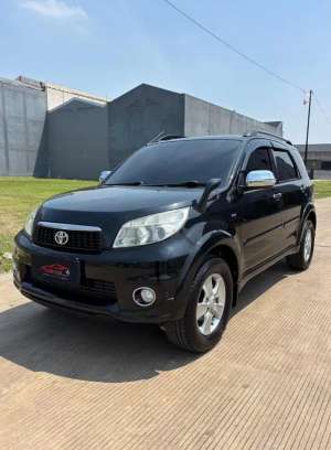 Jual bekas Toyota Rush 1.5 S TRD 2011 AutomaticHitam Metalik,lokasi di Tangerang Kab.