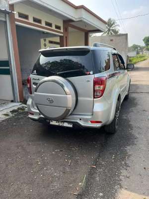 Jual bekas Toyota rush 2009 Antik,lokasi di Garut Kab.