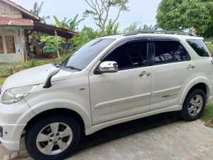 Jual bekas Toyota Rush 2014 Bensin,lokasi di Bengkulu Kota