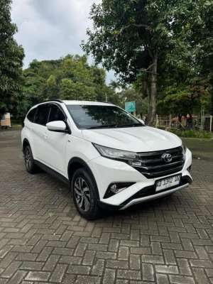 Jual bekas Toyota rush 2018,lokasi di Sragen Kab.