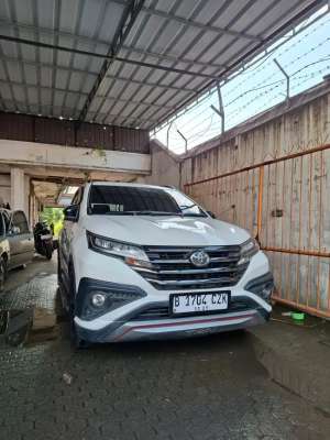 Jual bekas Toyota Rush 2019 Bensin,lokasi di Tangerang Kota