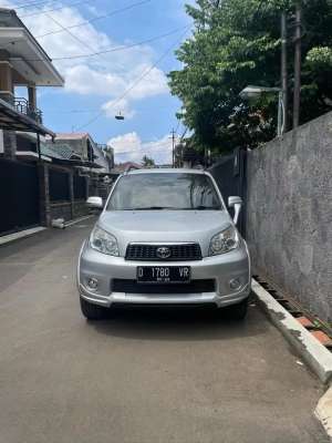 Jual bekas Toyota Rush G 1.5 At 2011,lokasi di Bandung Kota