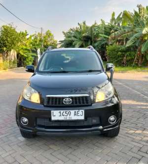 Jual bekas TOYOTA RUSH G 1.5 MANUAL TAHUN 2015,lokasi di Surabaya Kota