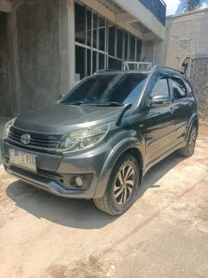 Jual bekas Toyota Rush G AT 2017,lokasi di Depok Kota
