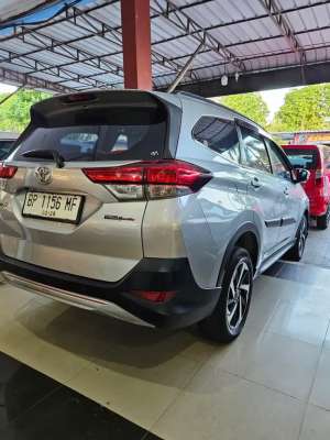 Jual bekas TOYOTA RUSH TRD SPORTIFO AUTOMETIC PAJAK HIDUP SUDAH BISA KELUAR BATAM,lokasi di Batam Kota