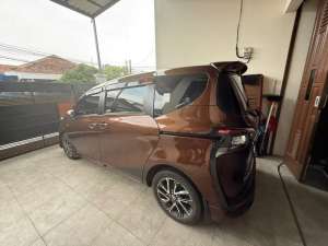 Jual bekas Toyota Sienta 2016 Bensin,lokasi di Jakarta Timur