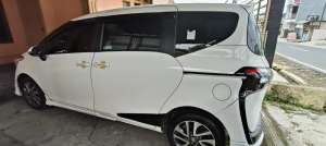 Jual bekas Toyota Sienta 2017 Bensin,lokasi di Garut Kab.