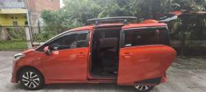 Jual bekas Toyota Sienta 2017 Bensin,lokasi di Depok Kota