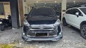 Jual bekas Toyota Sienta Q at 2019,lokasi di Surabaya Kota