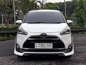 Jual bekas Toyota Sienta Q Matic 2018 PAJAK BARU Bisa DP MinimTT,lokasi di Surabaya Kota