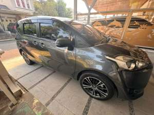 Jual bekas Toyota Sienta V 1.5 Automatic 2019,lokasi di Tangerang Kab.