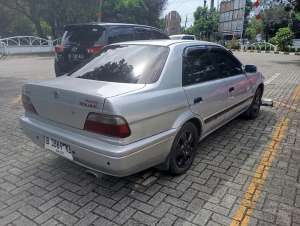 Jual bekas Toyota Soluna 2000 GLI MT Silver,lokasi di Bekasi Kota