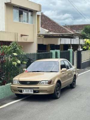 Jual bekas Toyota Soluna GLi Manual 2000,lokasi di Malang Kota