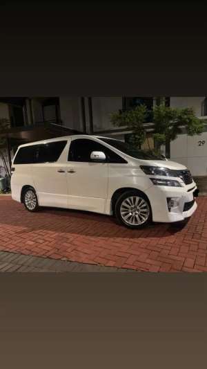 Jual bekas Toyota Vellfire 2013 Bensin,lokasi di Jakarta Utara