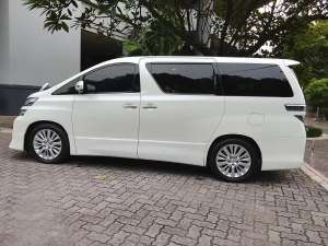 Jual bekas Toyota Vellfire 2015 Bensin,lokasi di Jakarta Barat